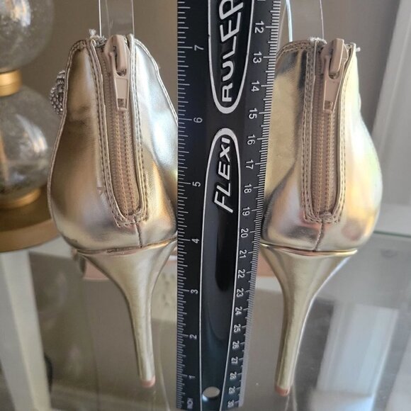 BCBGENERATION Women's Jemmy Crystal Embellished Sandal - US 7 M - Picture 6 of 12